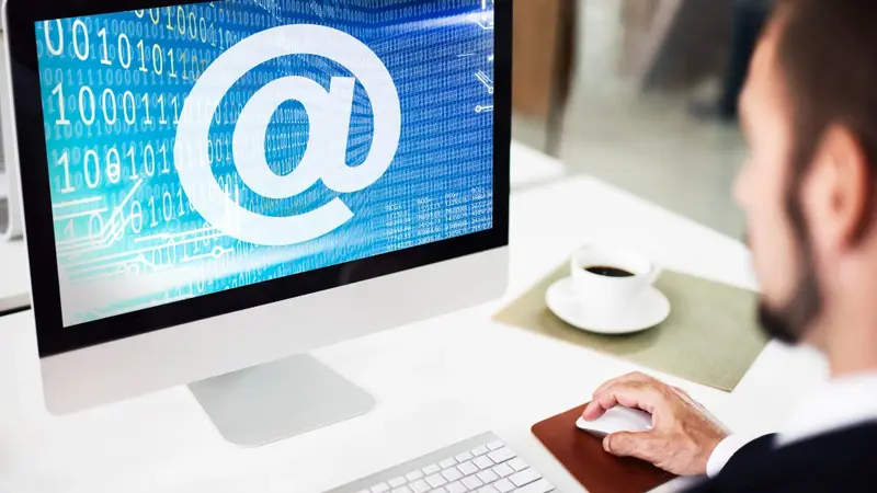 Fameblogs Marvin Peel Email Address